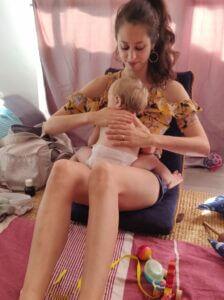 massage bébé toucher nourrissant