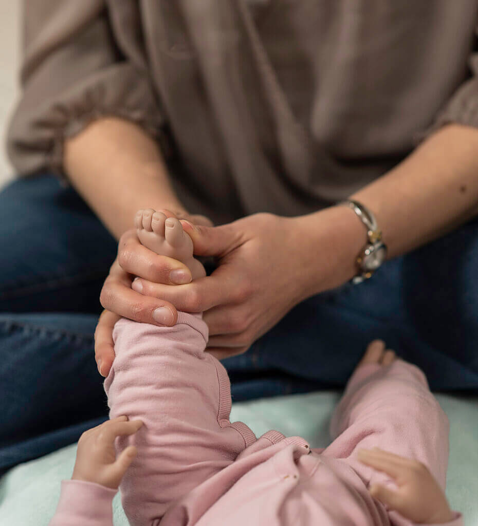 réflexologie bébé emotionnelle massage des pieds reflexologie plantaire
